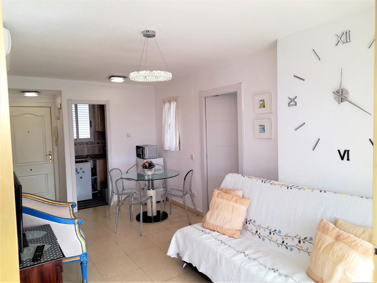 Agustina Apartment In Rincon De Loix -Free Parking, Wi-Fi, Pool, New Air Conditioning, Sea View ベニドルム エクステリア 写真