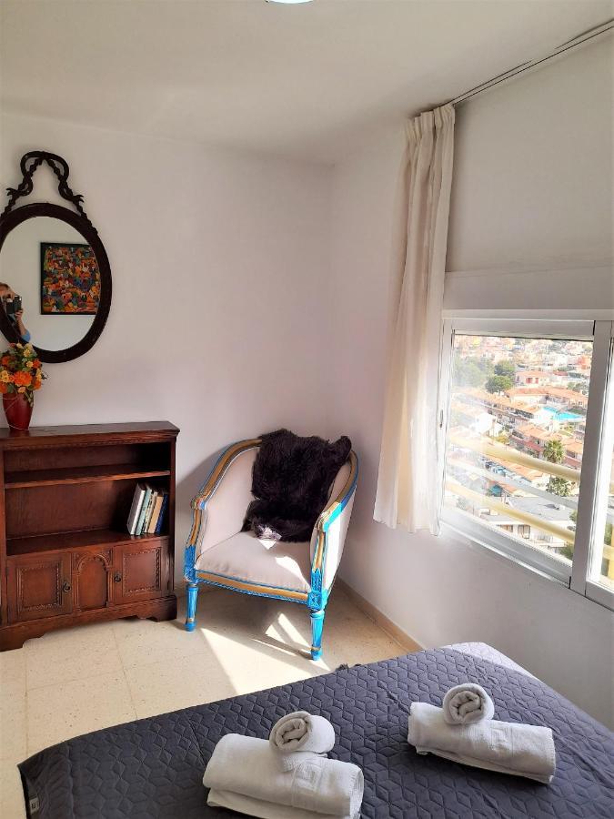 Agustina Apartment In Rincon De Loix -Free Parking, Wi-Fi, Pool, New Air Conditioning, Sea View ベニドルム エクステリア 写真